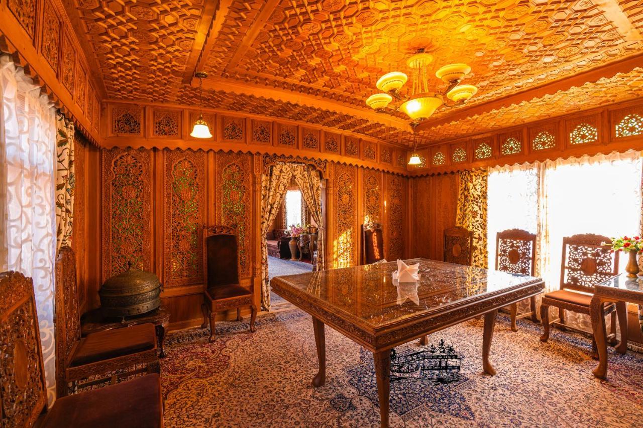 Srīnagar New Jacquline Heritage Houseboats מראה חיצוני תמונה